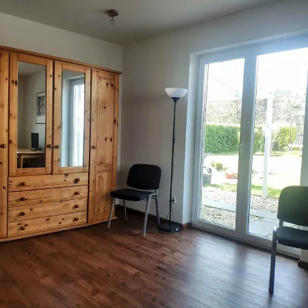 Zweibettzimmer Mit Bad In Privatunterkunft