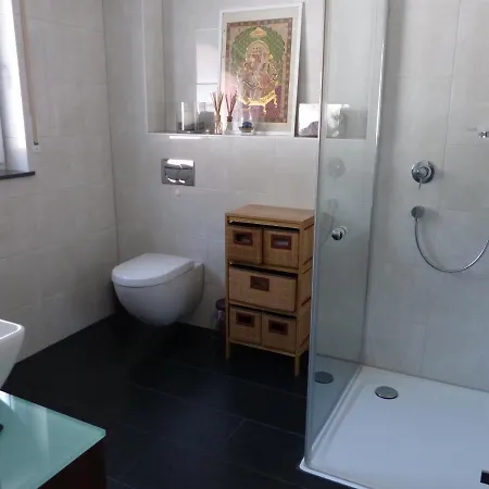 Zweibettzimmer Mit Bad In *